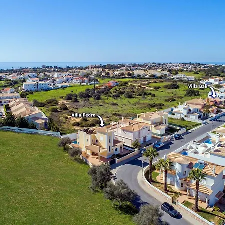 Bali By * Αλμπουφέιρα